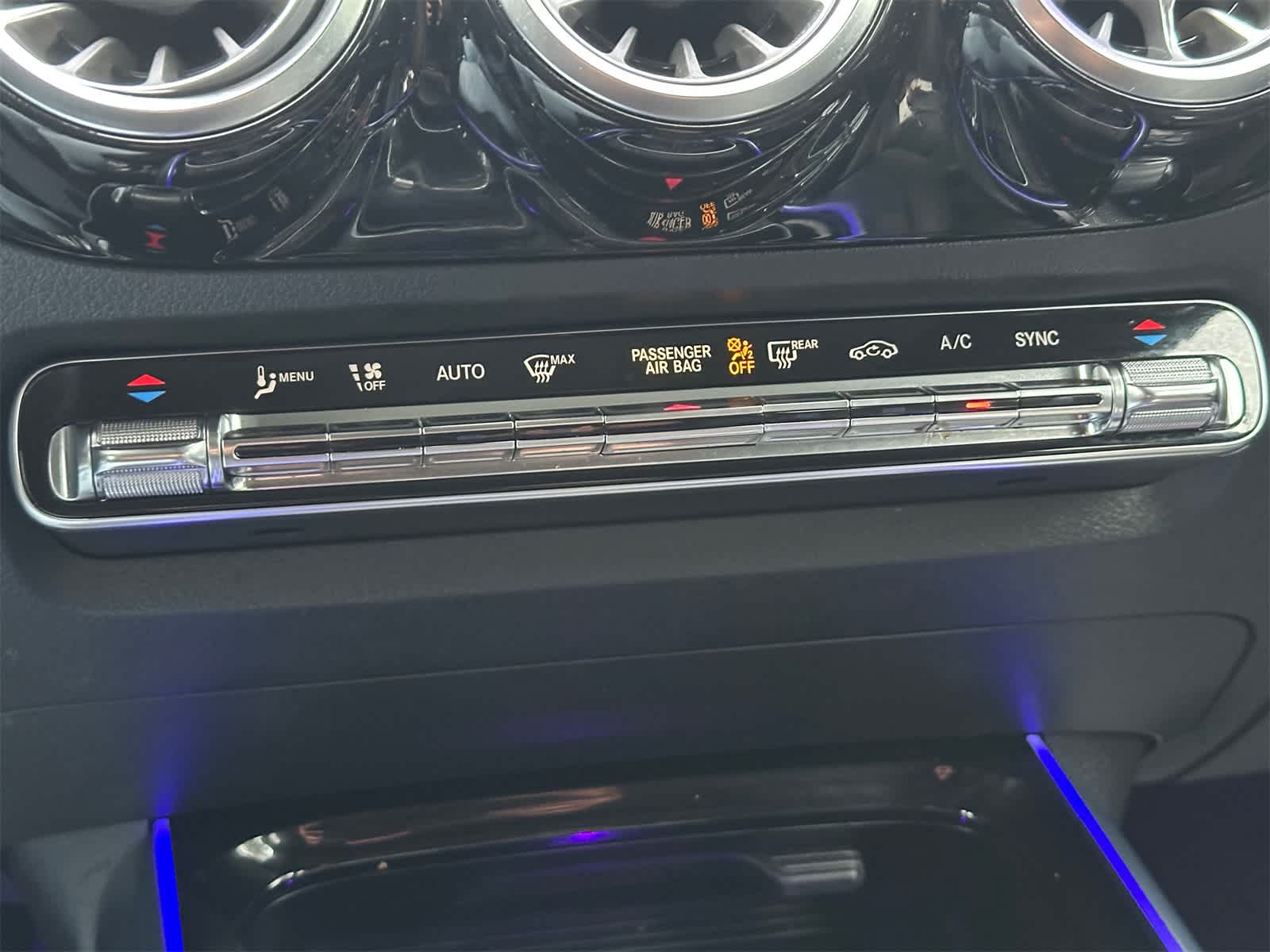 Thumbnail: 2022 Mercedes-Benz GLA - 19