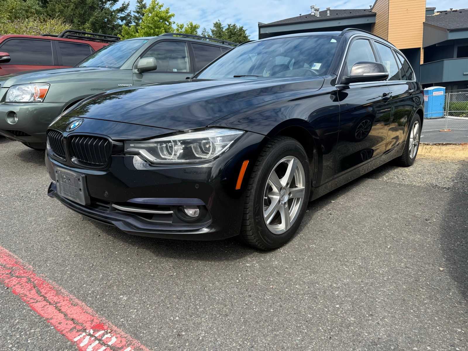 Thumbnail: 2016 BMW 3 Series - 1