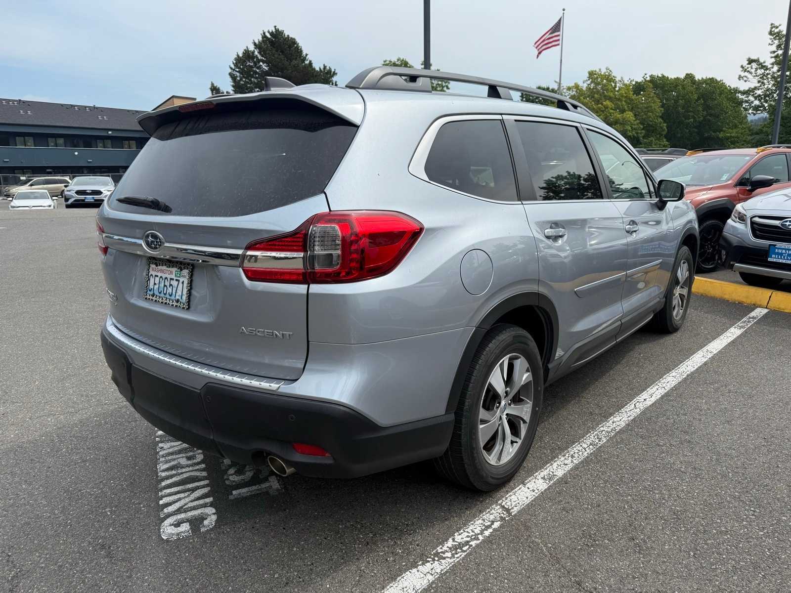 Thumbnail: 2022 Subaru Ascent - 3