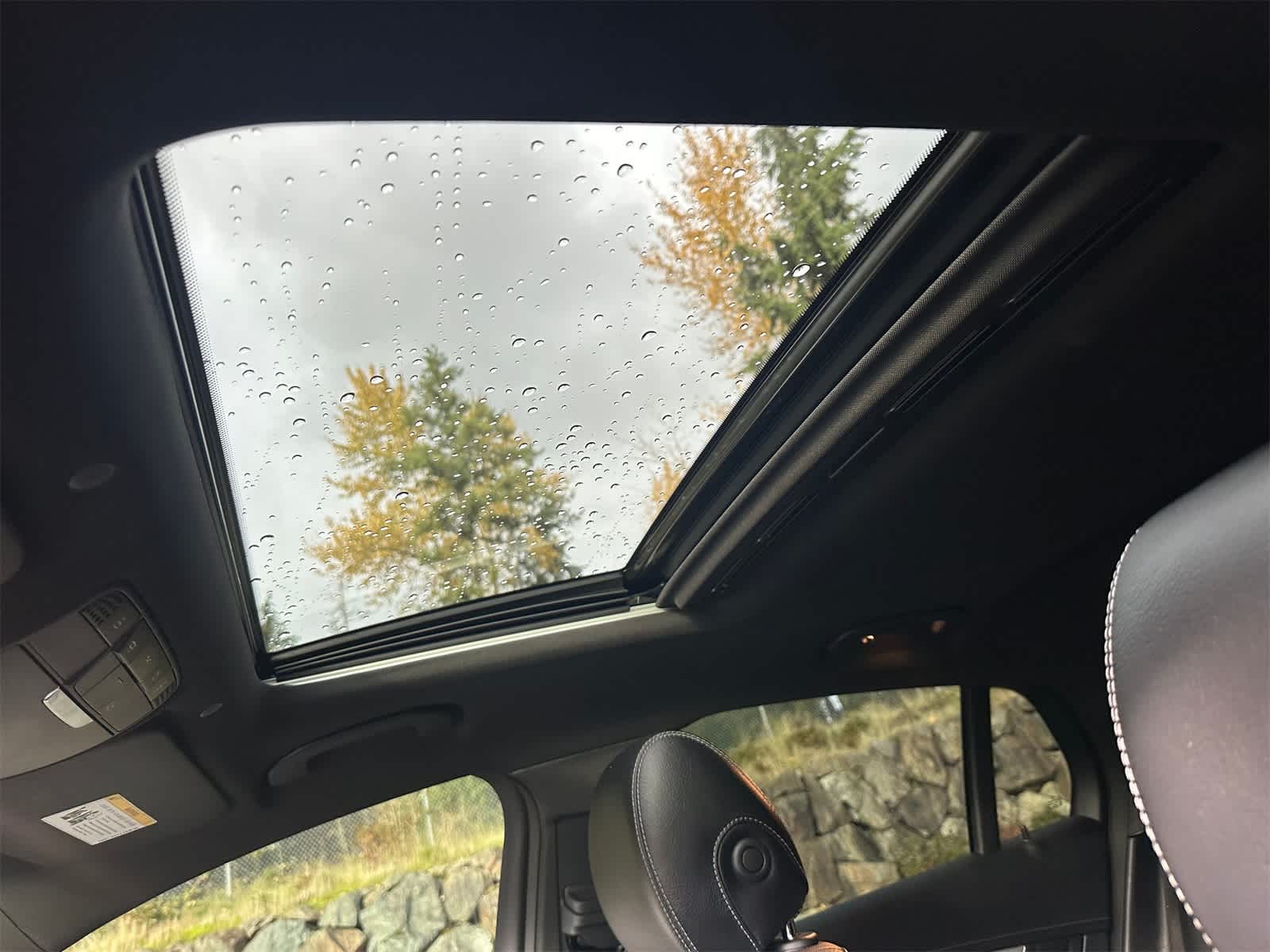 Thumbnail: 2023 Mercedes-Benz GLC - 15