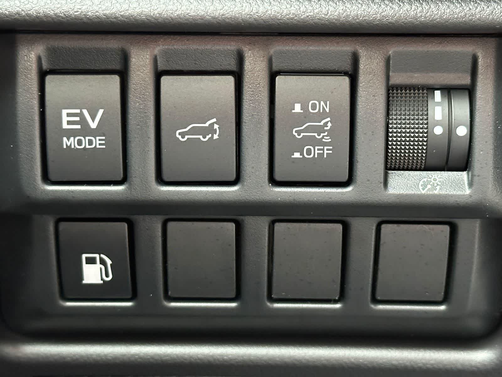 Thumbnail: 2026 Subaru Forester - 26