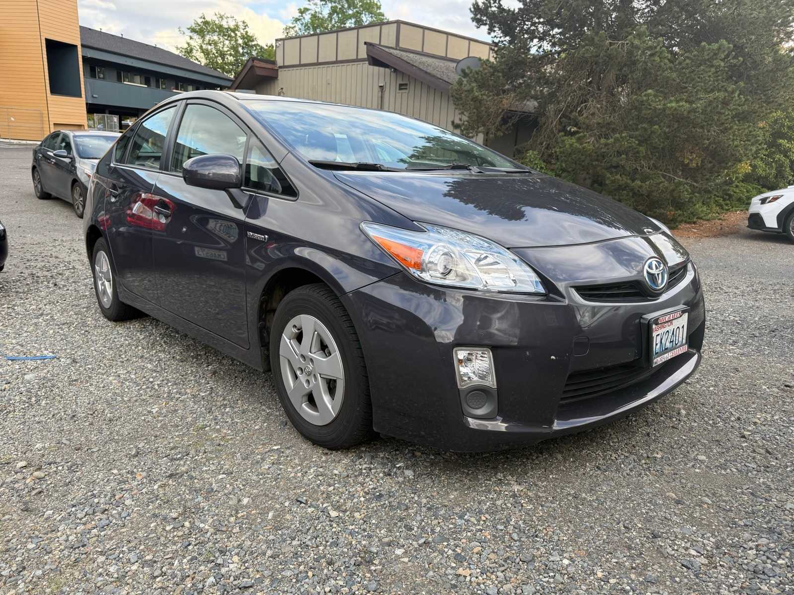 Thumbnail: 2011 Toyota Prius - 4
