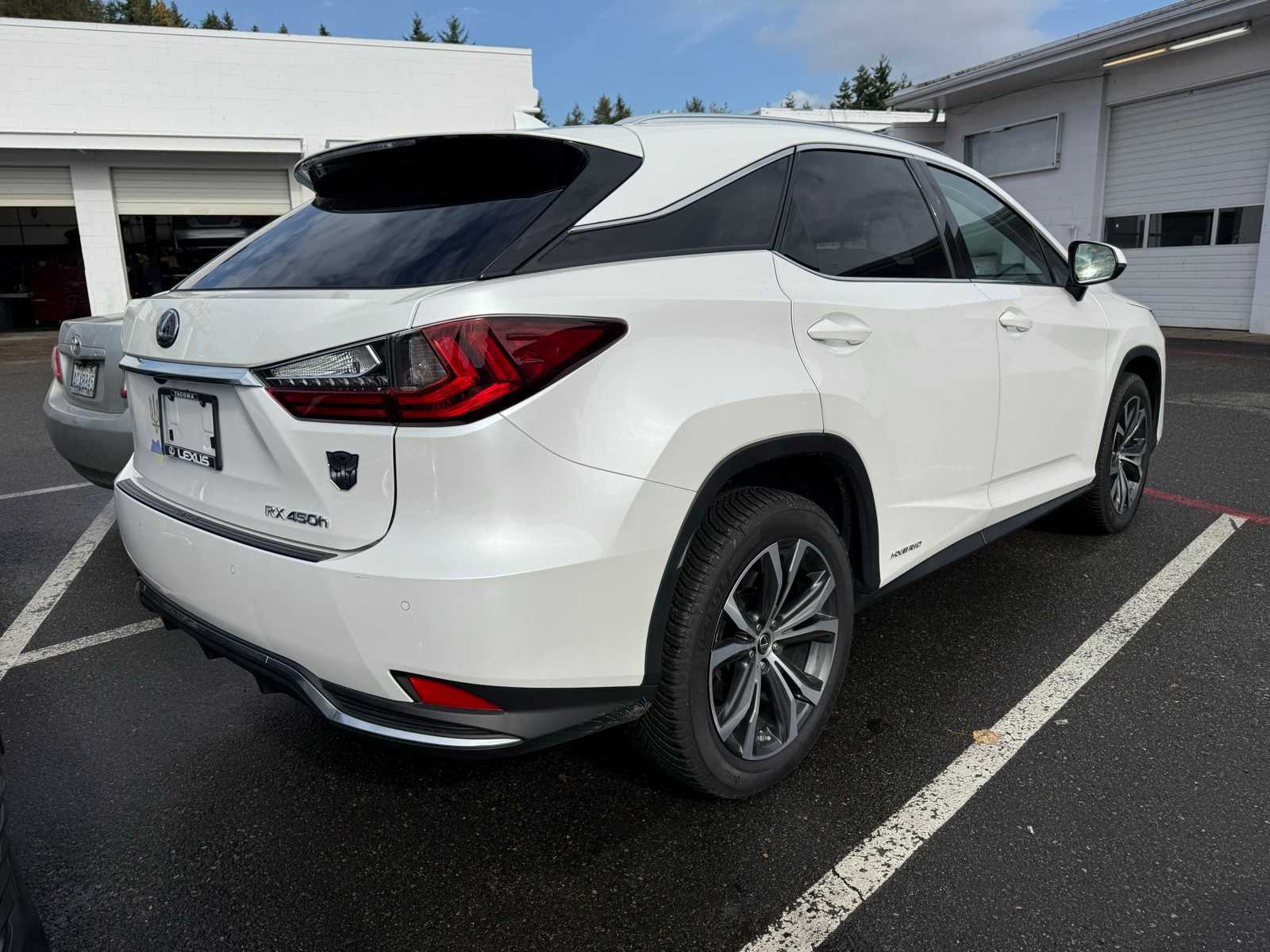 Thumbnail: 2022 Lexus RX - 3