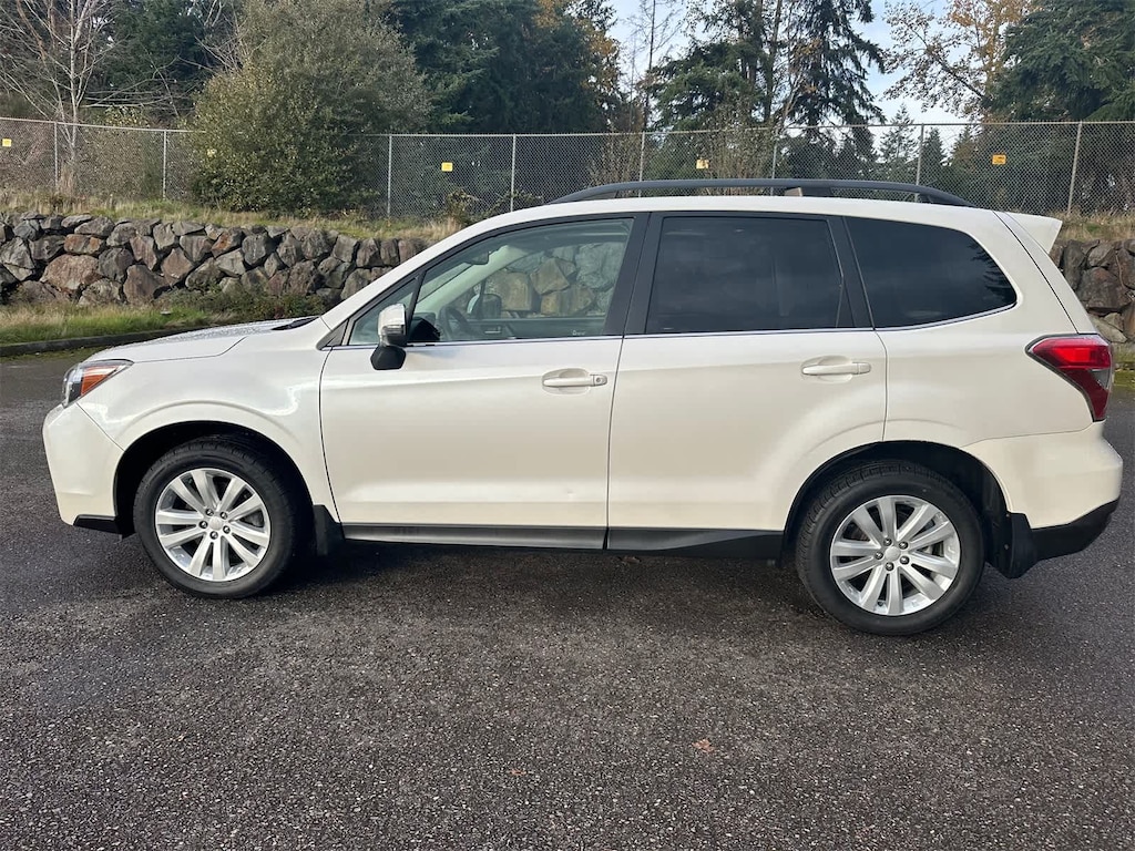 Used 2014 Subaru Forester 2.0XT Touring (CVT) SUV