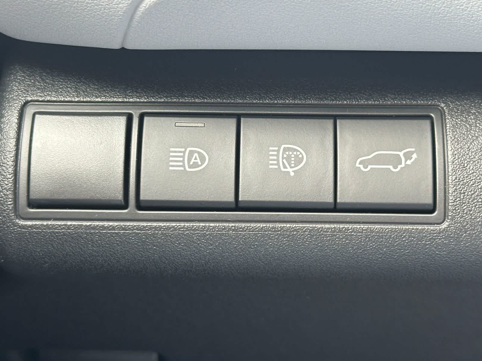 Thumbnail: 2026 Subaru Solterra - 21