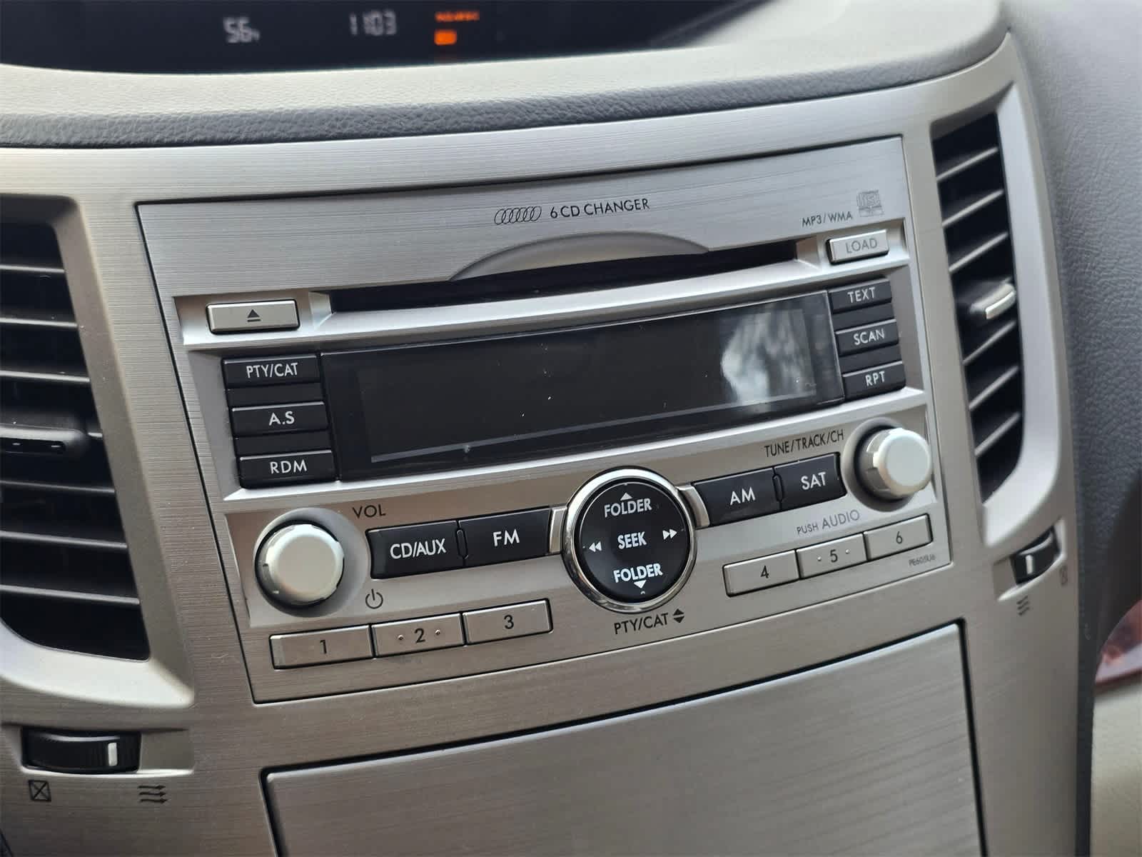 Thumbnail: 2011 Subaru Outback - 16