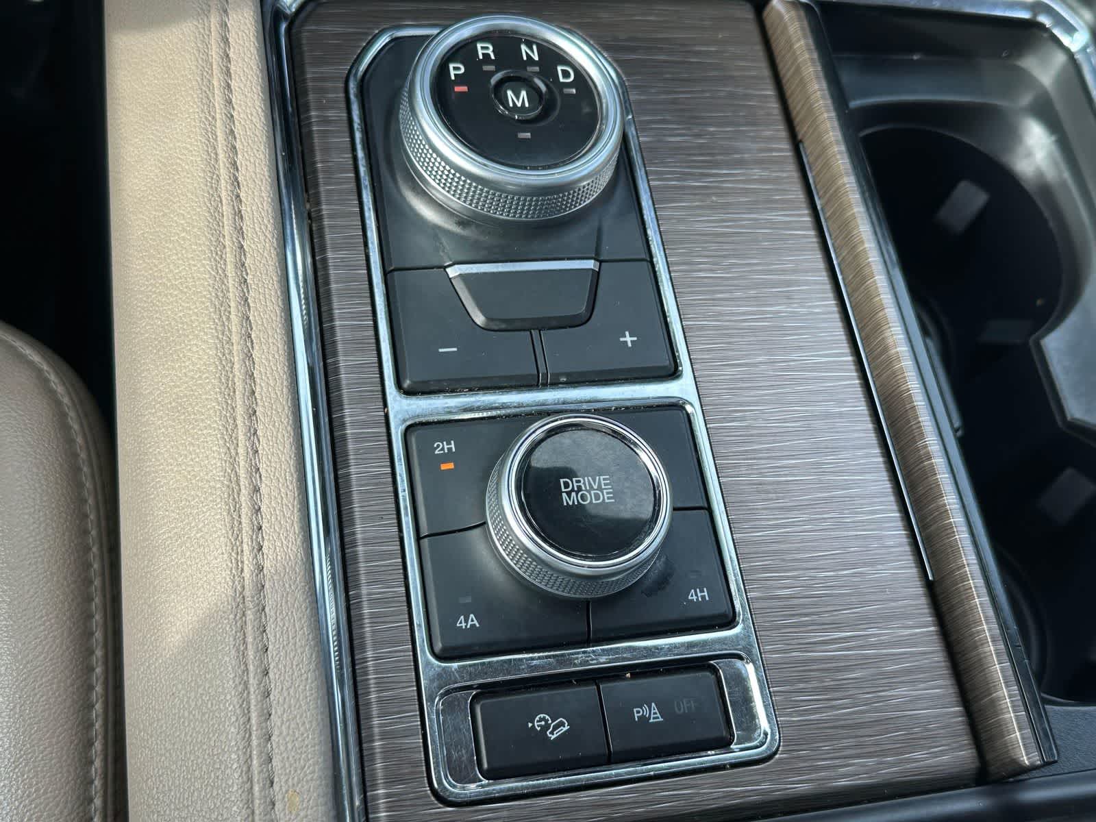 Thumbnail: 2022 Ford Expedition MAX - 23