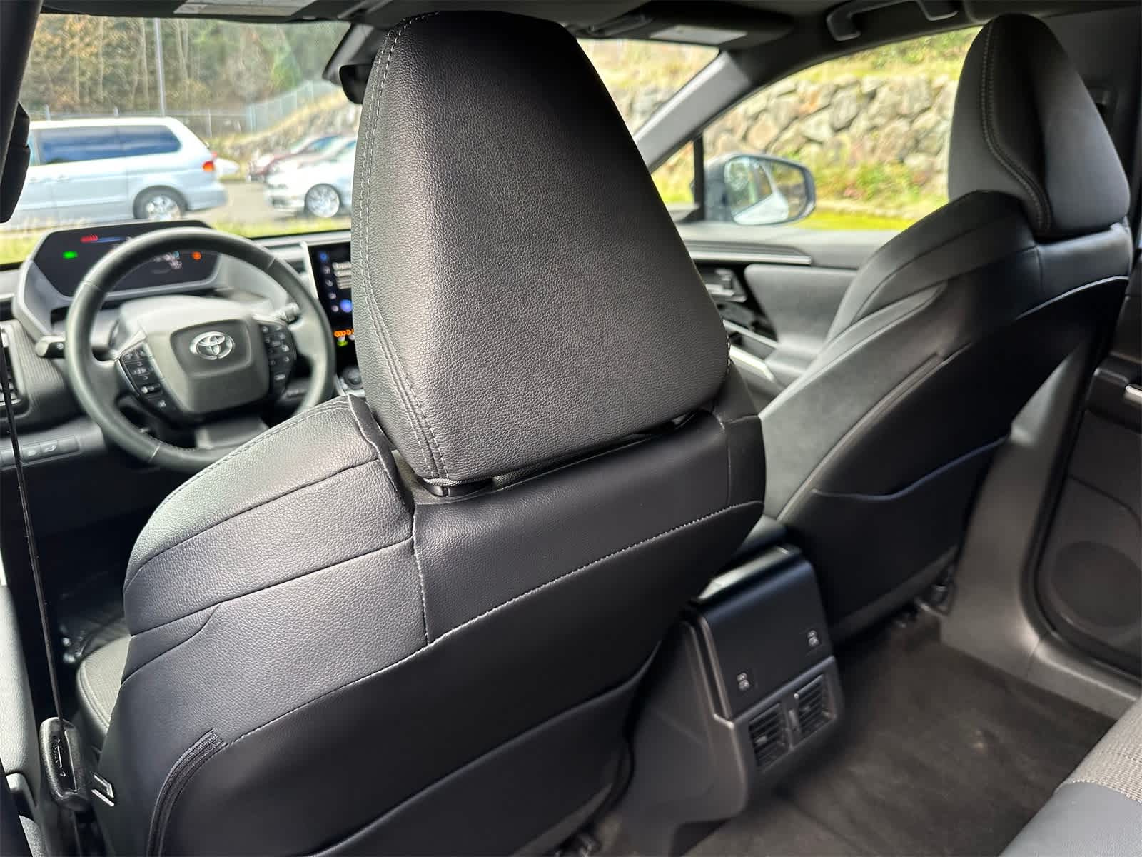 Thumbnail: 2024 Toyota bZ4X - 10