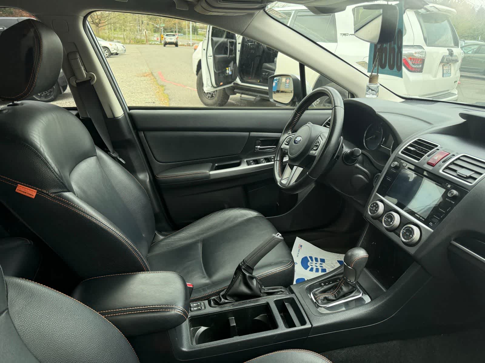 Thumbnail: 2017 Subaru Crosstrek - 6