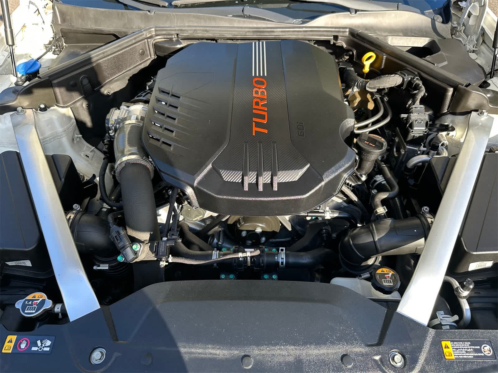 Thumbnail: 2018 Kia Stinger - 7