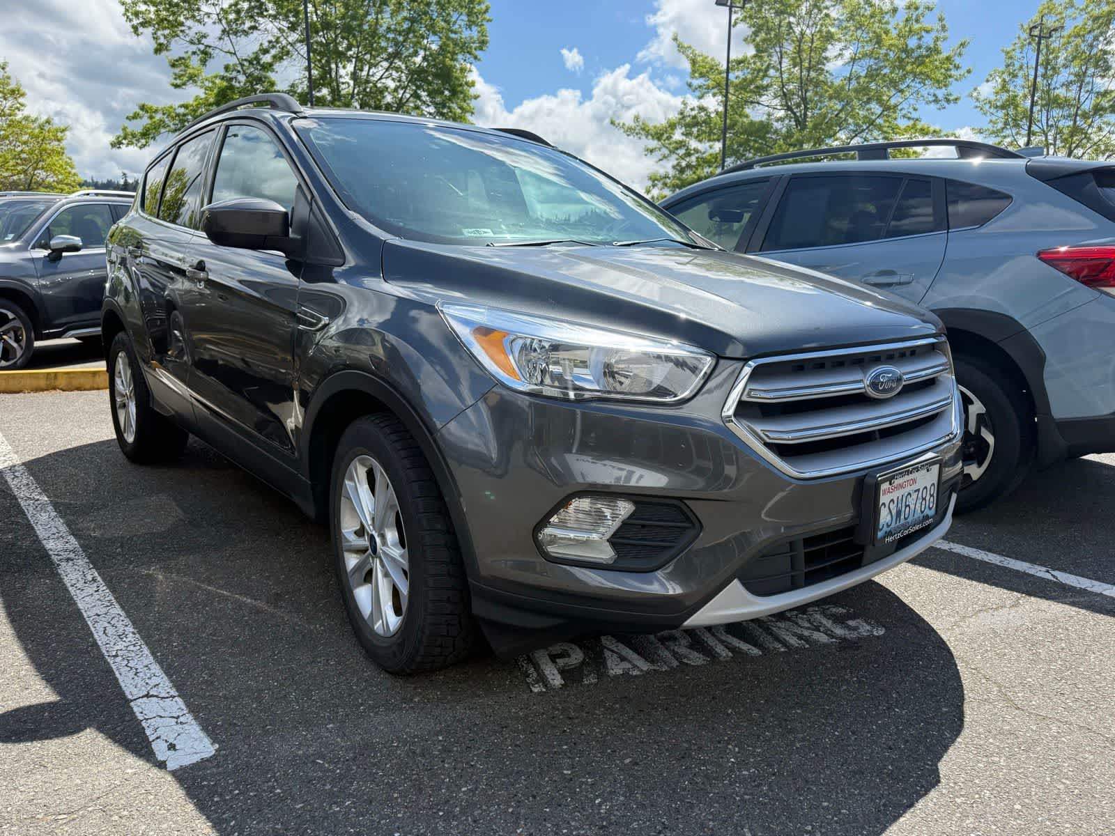 Thumbnail: 2018 Ford Escape - 4
