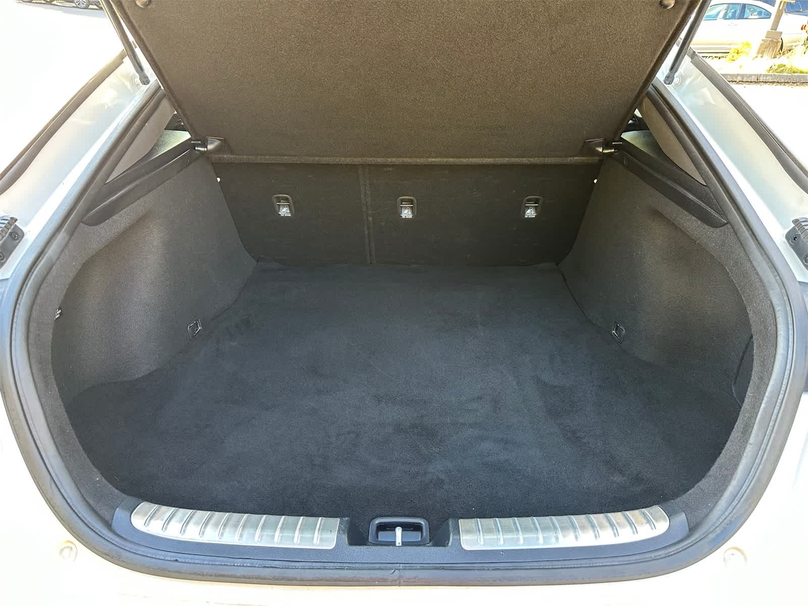 Thumbnail: 2018 Kia Stinger - 25