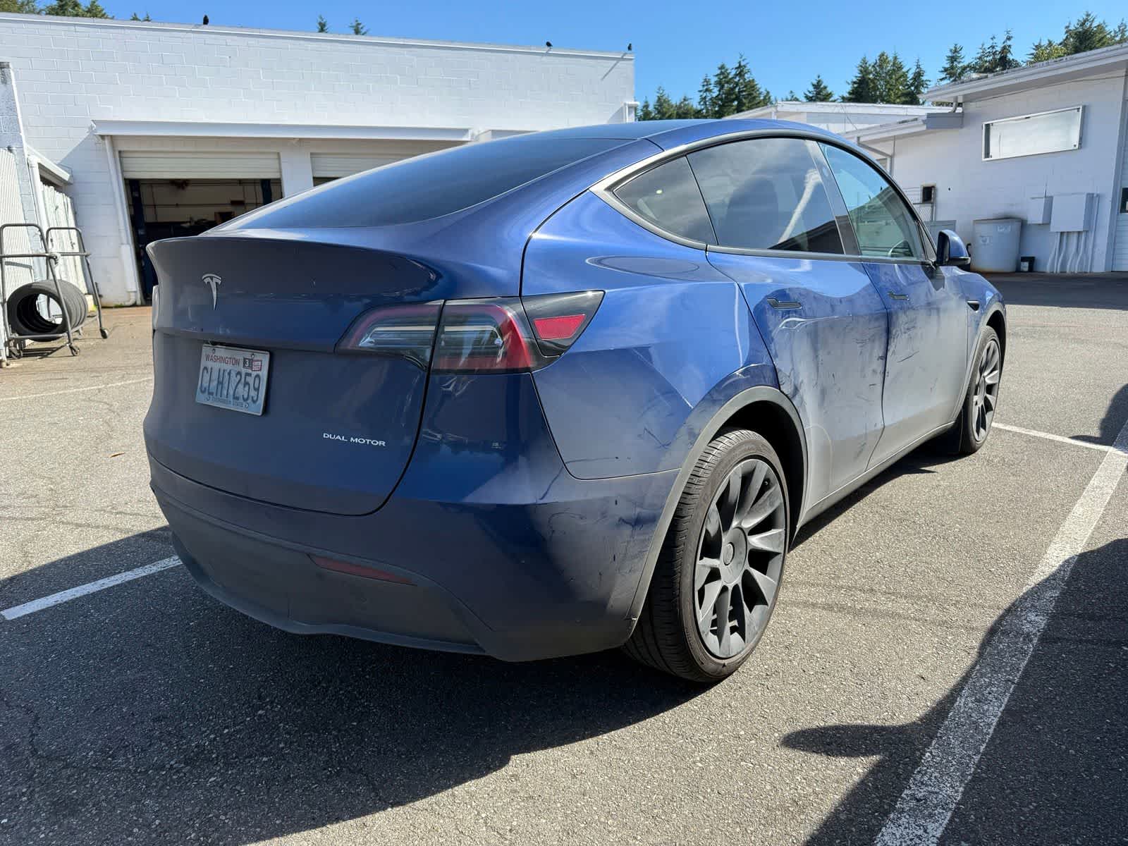 Thumbnail: 2024 Tesla Model Y - 3