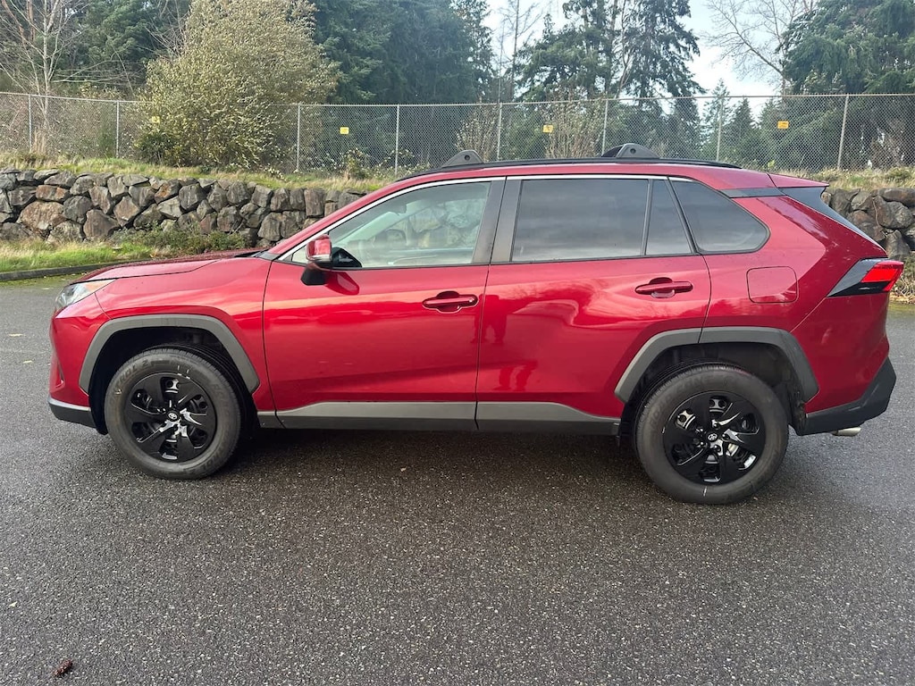 Used 2020 Toyota RAV4 LE SUV