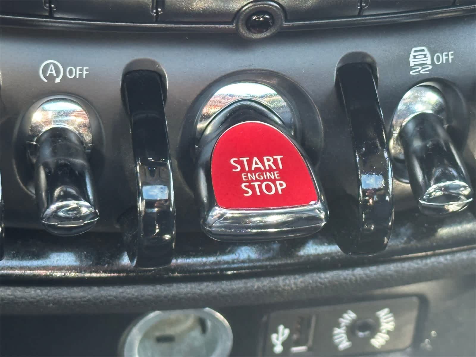 Thumbnail: 2017 MINI Cooper Clubman - 26