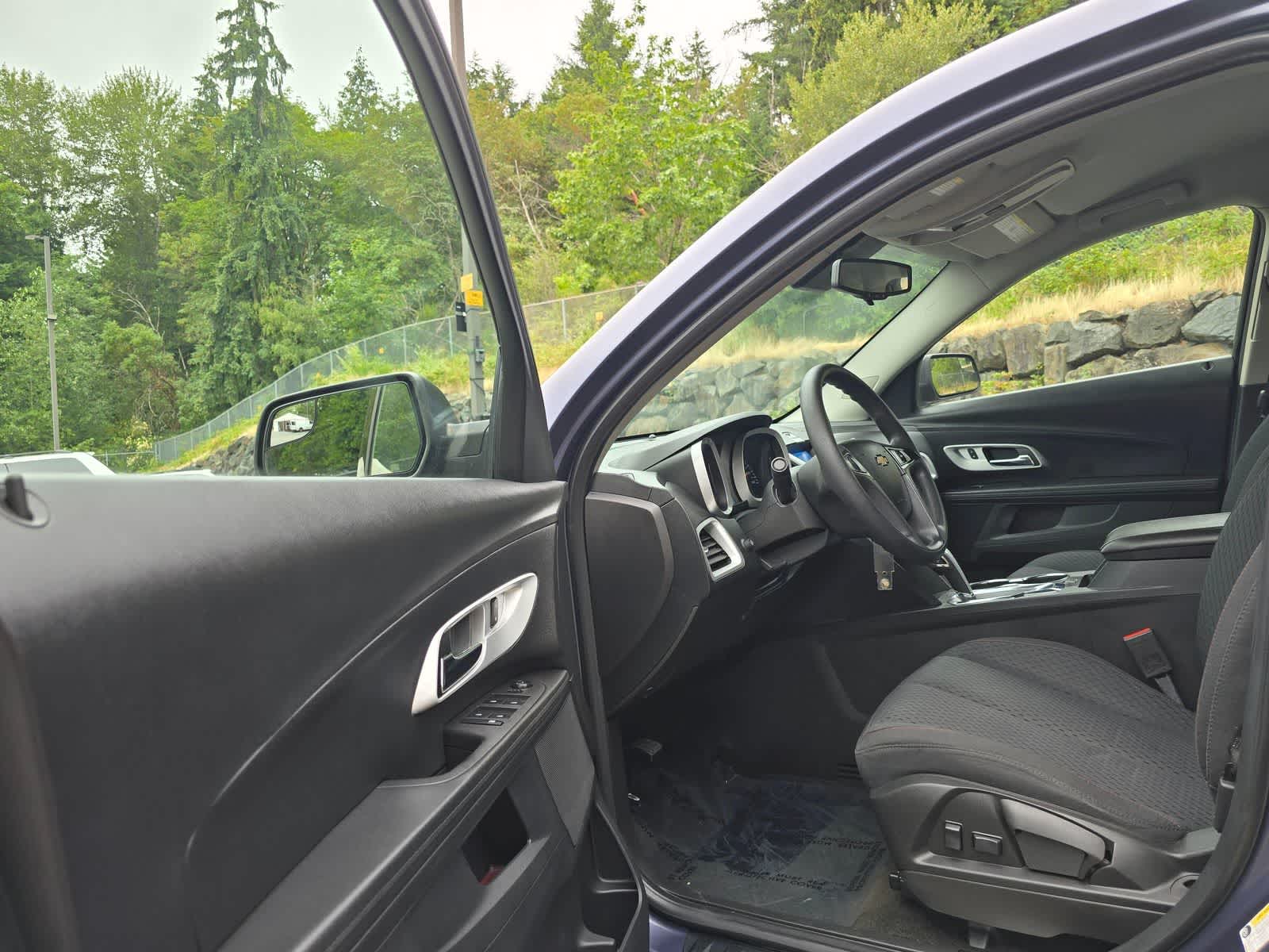 2013 Chevrolet Equinox LS - Photo 18