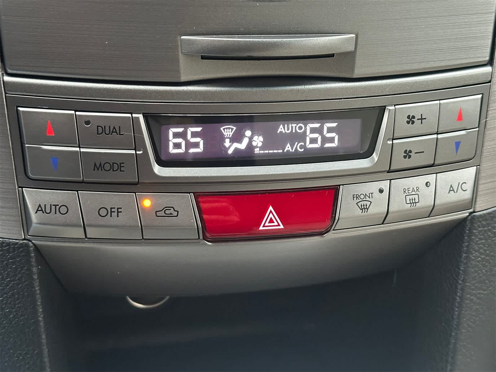 Thumbnail: 2013 Subaru Outback - 18