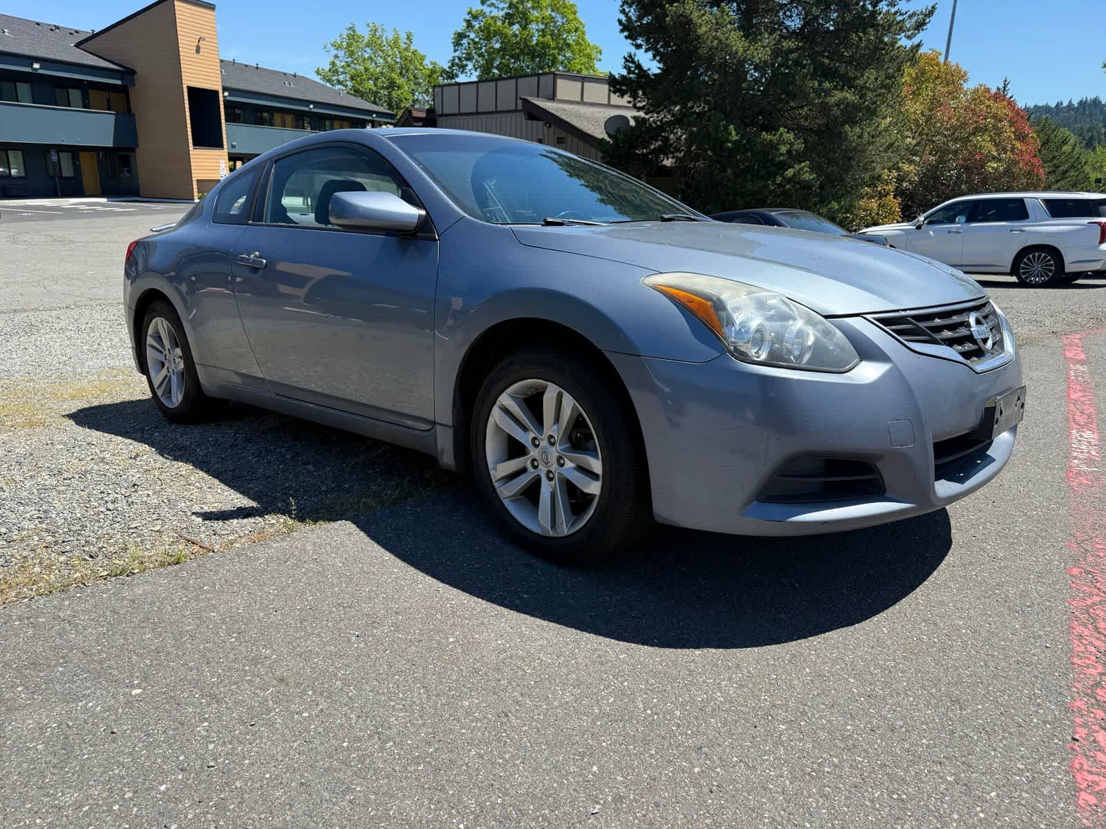 Thumbnail: 2011 Nissan Altima - 4