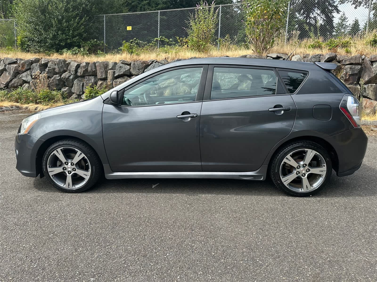 Thumbnail: 2009 Pontiac Vibe - 3