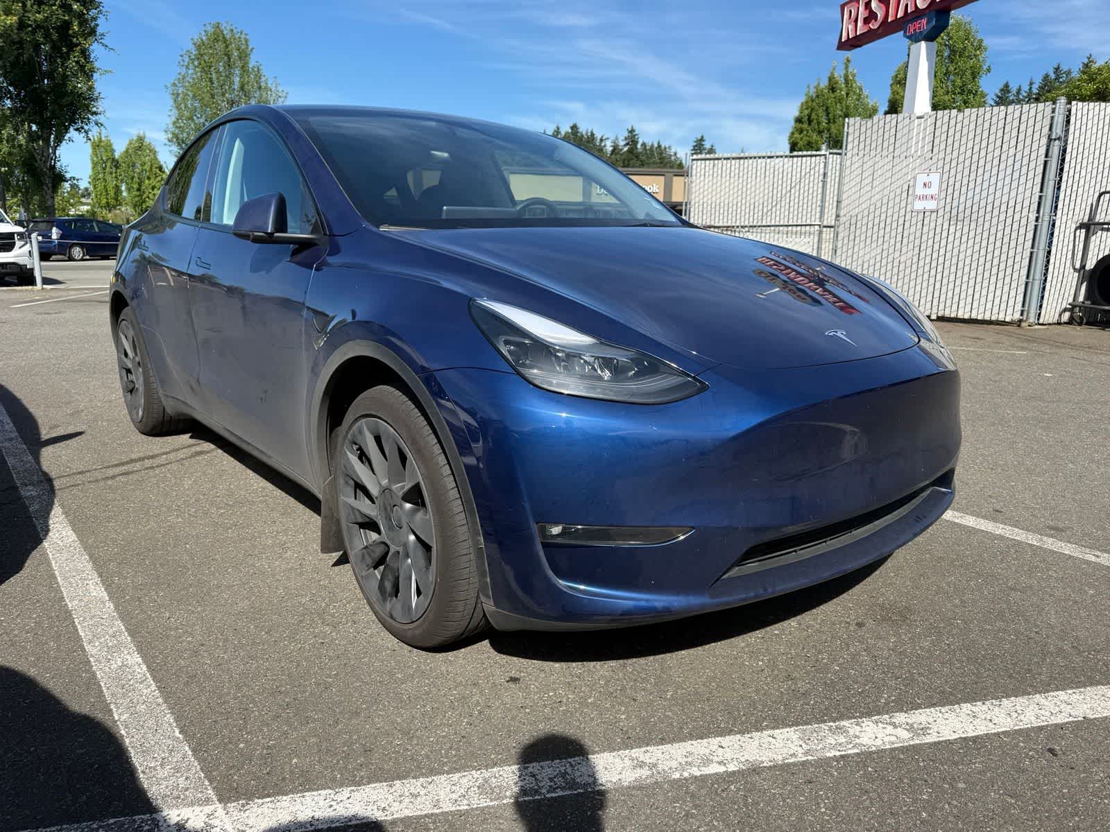 Thumbnail: 2024 Tesla Model Y - 4