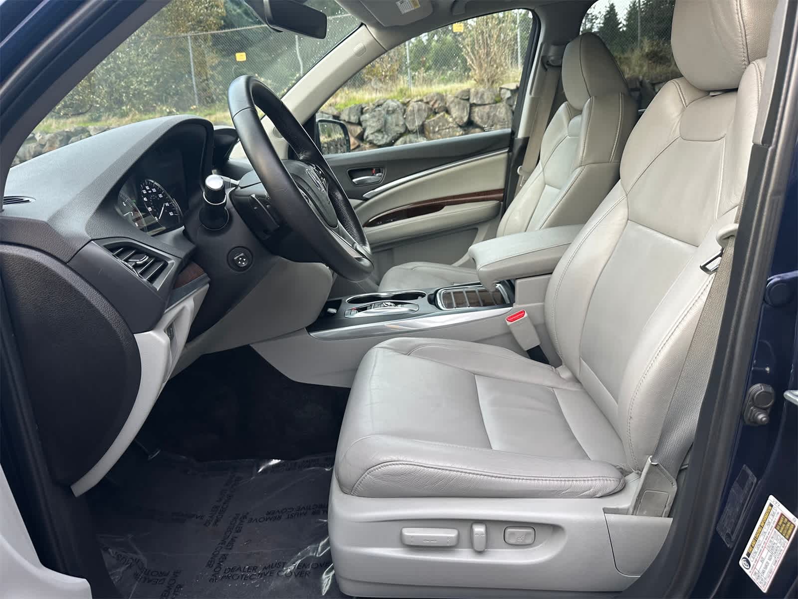 Thumbnail: 2017 Acura MDX - 16