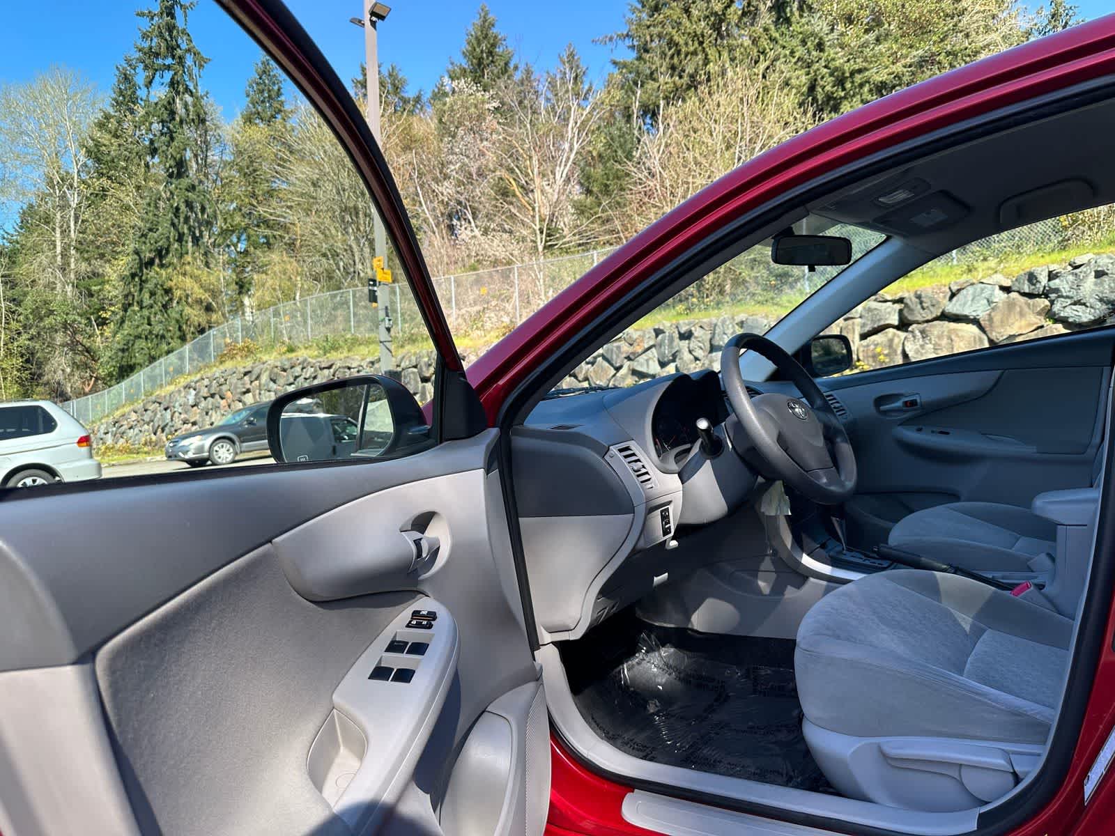 Thumbnail: 2009 Toyota Corolla - 17