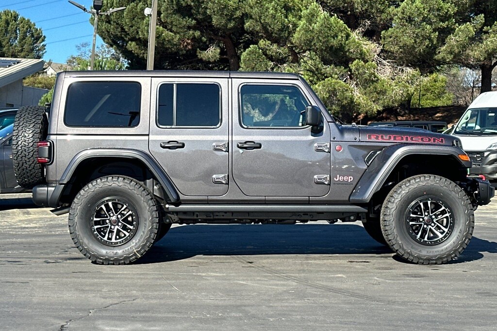 New 2026 Jeep Wrangler 4-DOOR RUBICON X Sport Utility