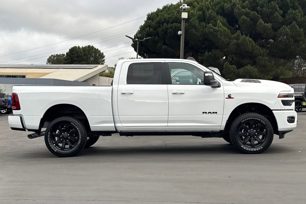 New 2026 Ram 2500 LARAMIE CREW CAB 4X4 6'4 BOX Pickup