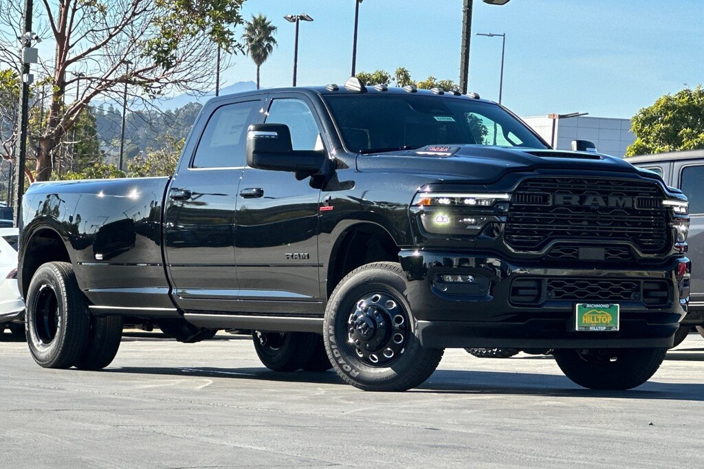 2026 Ram 3500 Laramie photo 2