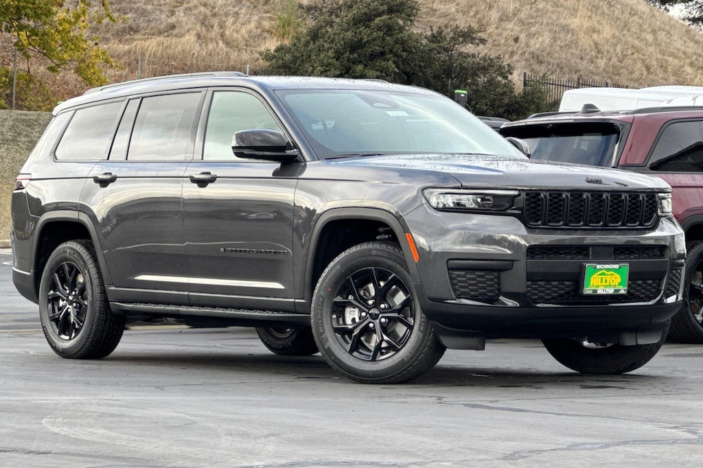 New 2025 Jeep Grand Cherokee L L ALTITUDE X 4X4 Sport Utility