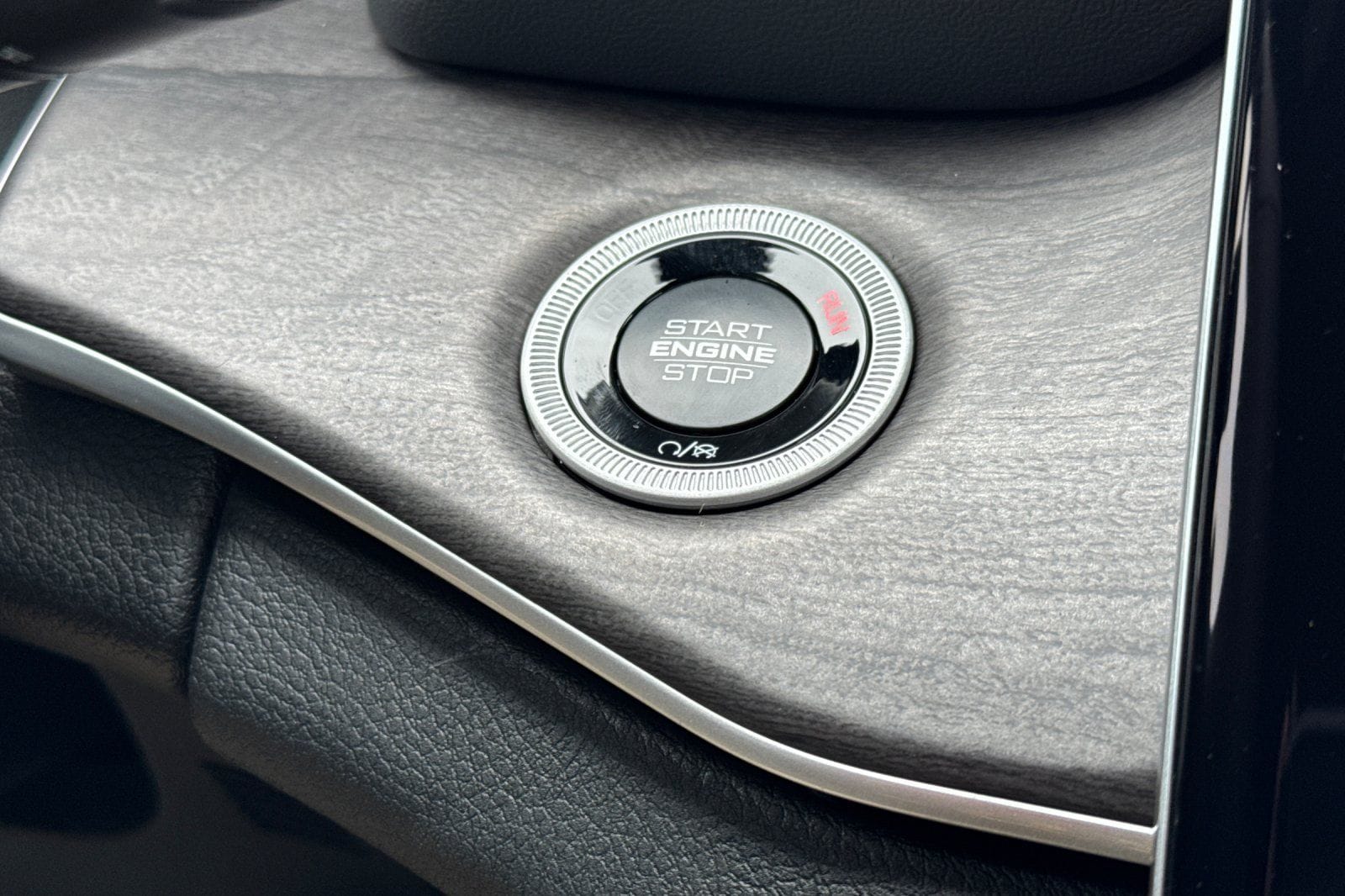 2025 Jeep Grand Cherokee Limited - Photo 28