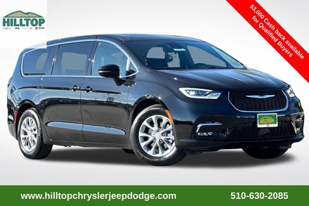 2026 Chrysler Pacifica LIMITED Passenger Van