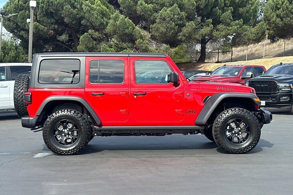 New 2026 Jeep Wrangler 4-DOOR WILLYS Sport Utility