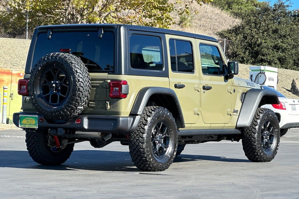 New 2026 Jeep Wrangler 4-DOOR WILLYS Sport Utility