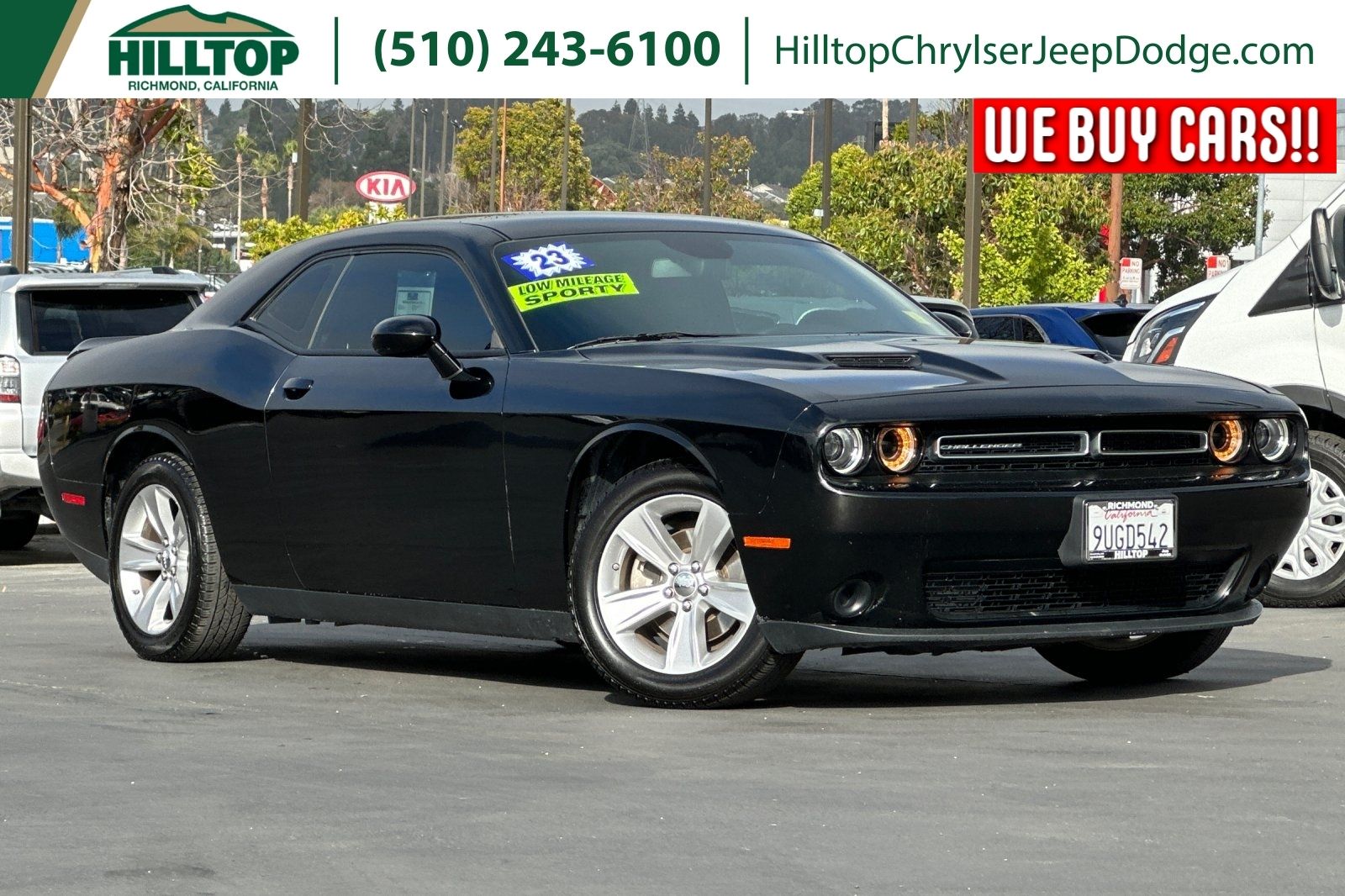 2023 Dodge Challenger SXT Auto's photo