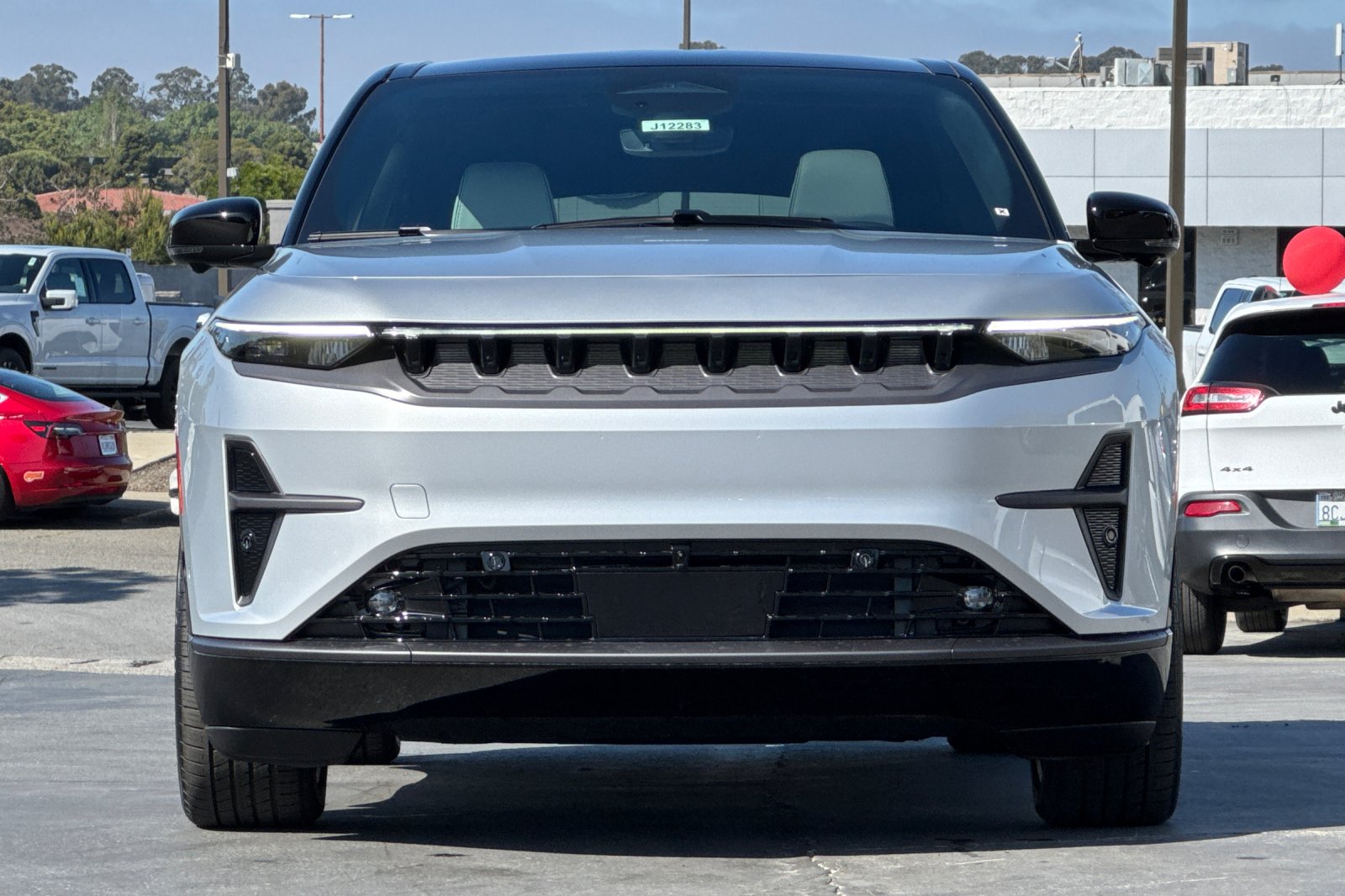 2025 Jeep Wagoneer S Limited photo 3