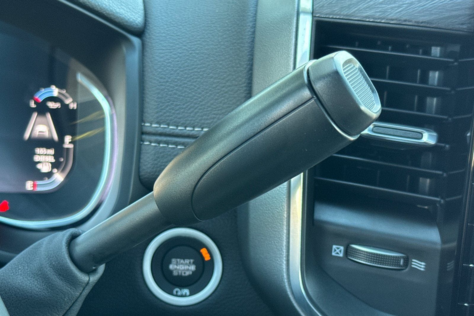 2026 RAM 2500 Laramie - Photo 26