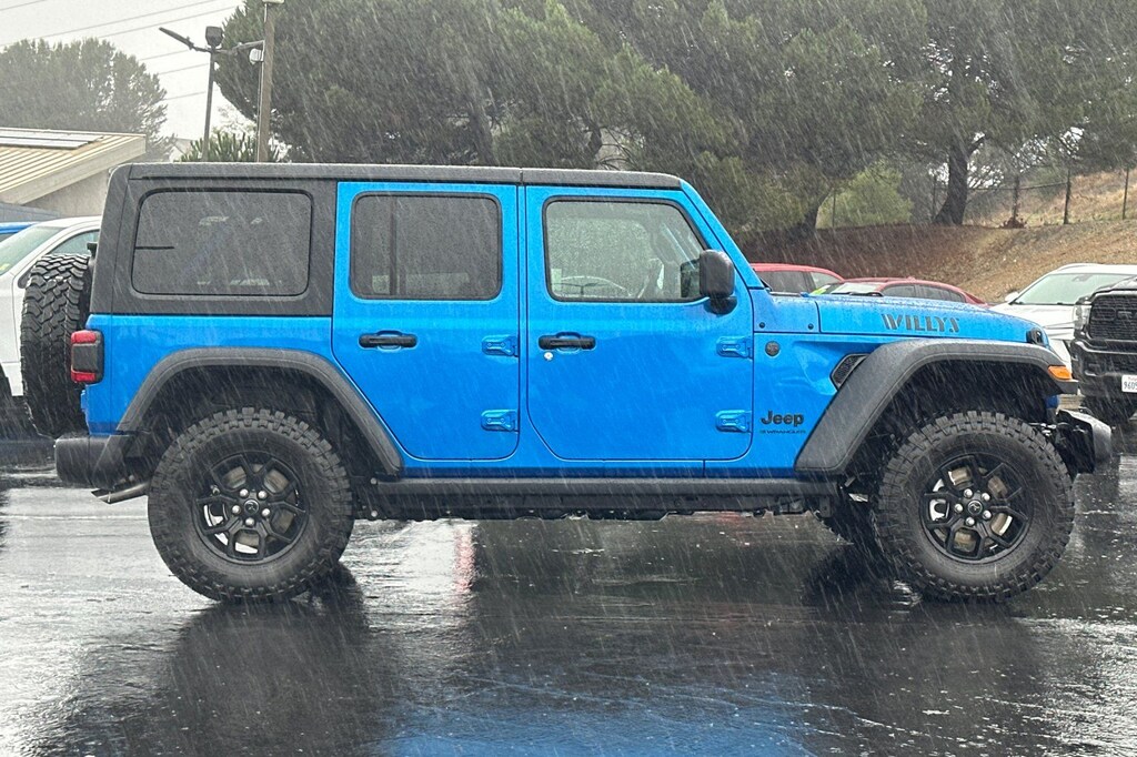 New 2026 Jeep Wrangler 4-DOOR WILLYS Sport Utility