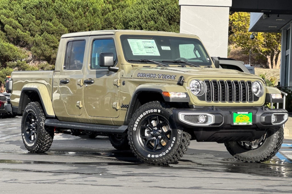 New 2025 Jeep Gladiator HIGH TIDE 4X4 Pickup