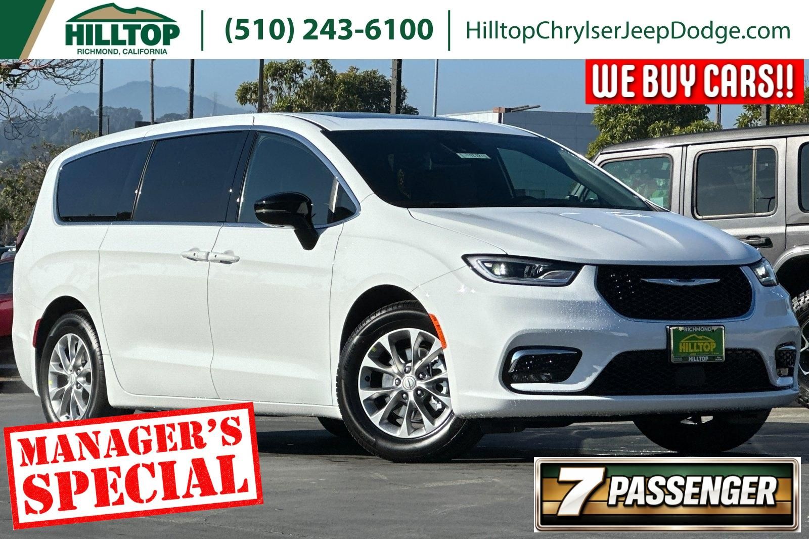 2026 Chrysler Pacifica Limited's photo