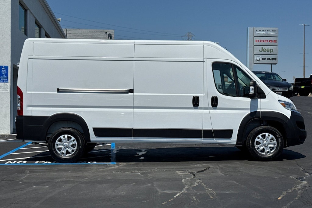 New 2025 Ram ProMaster 2500 PROMASTER 2500 SLT CARGO VAN HIGH ROOF 159' WB Cargo Van