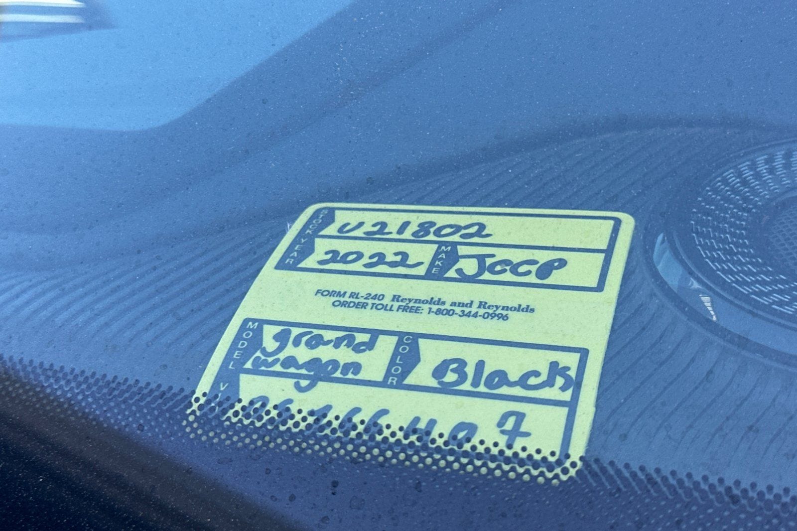 2022 Jeep Grand Wagoneer Series III photo 3