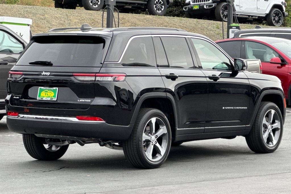 New 2025 Jeep Grand Cherokee LIMITED 4X4 Sport Utility