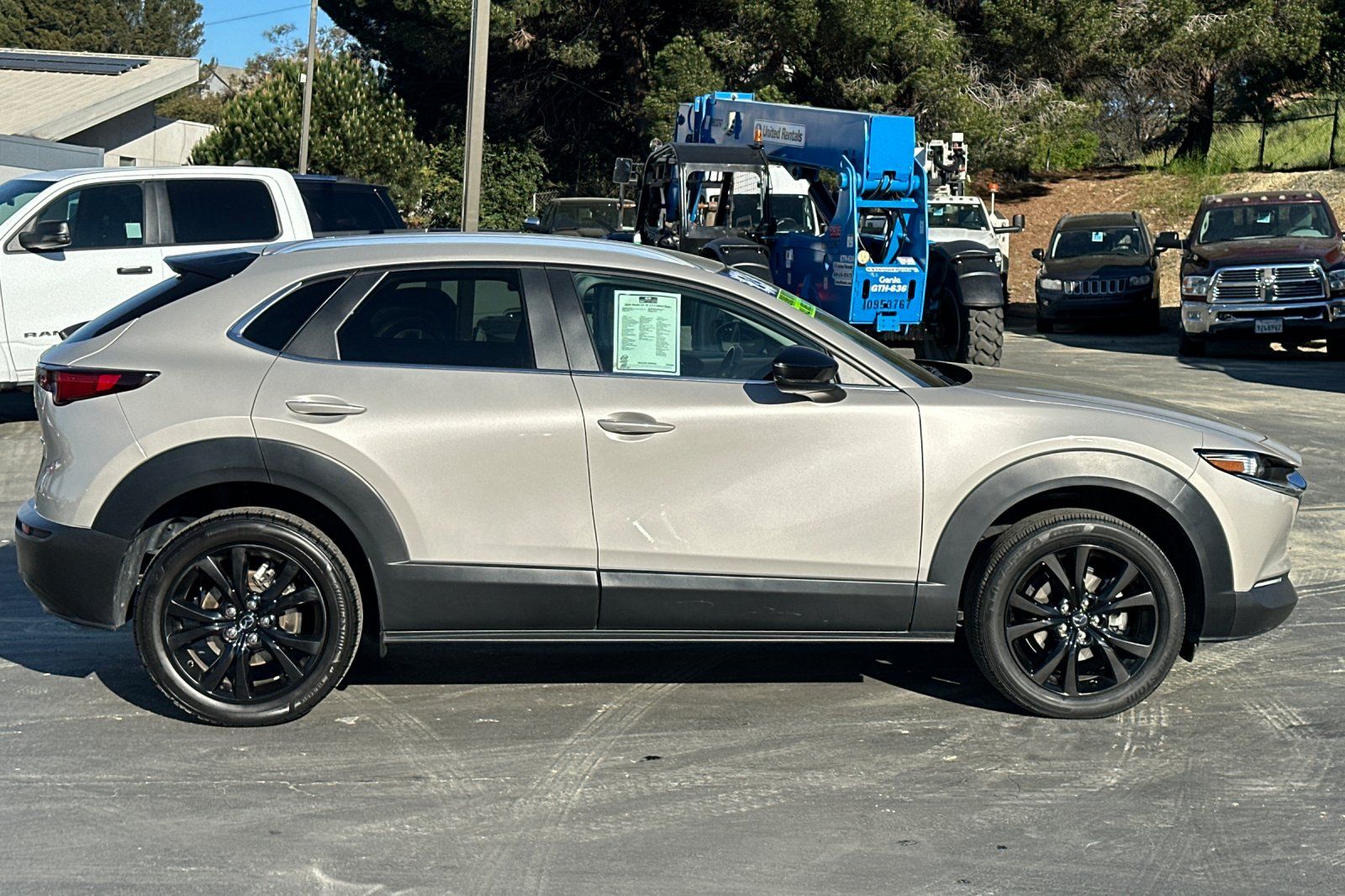 2024 Mazda CX-30 2.5 S Select Sport photo 2