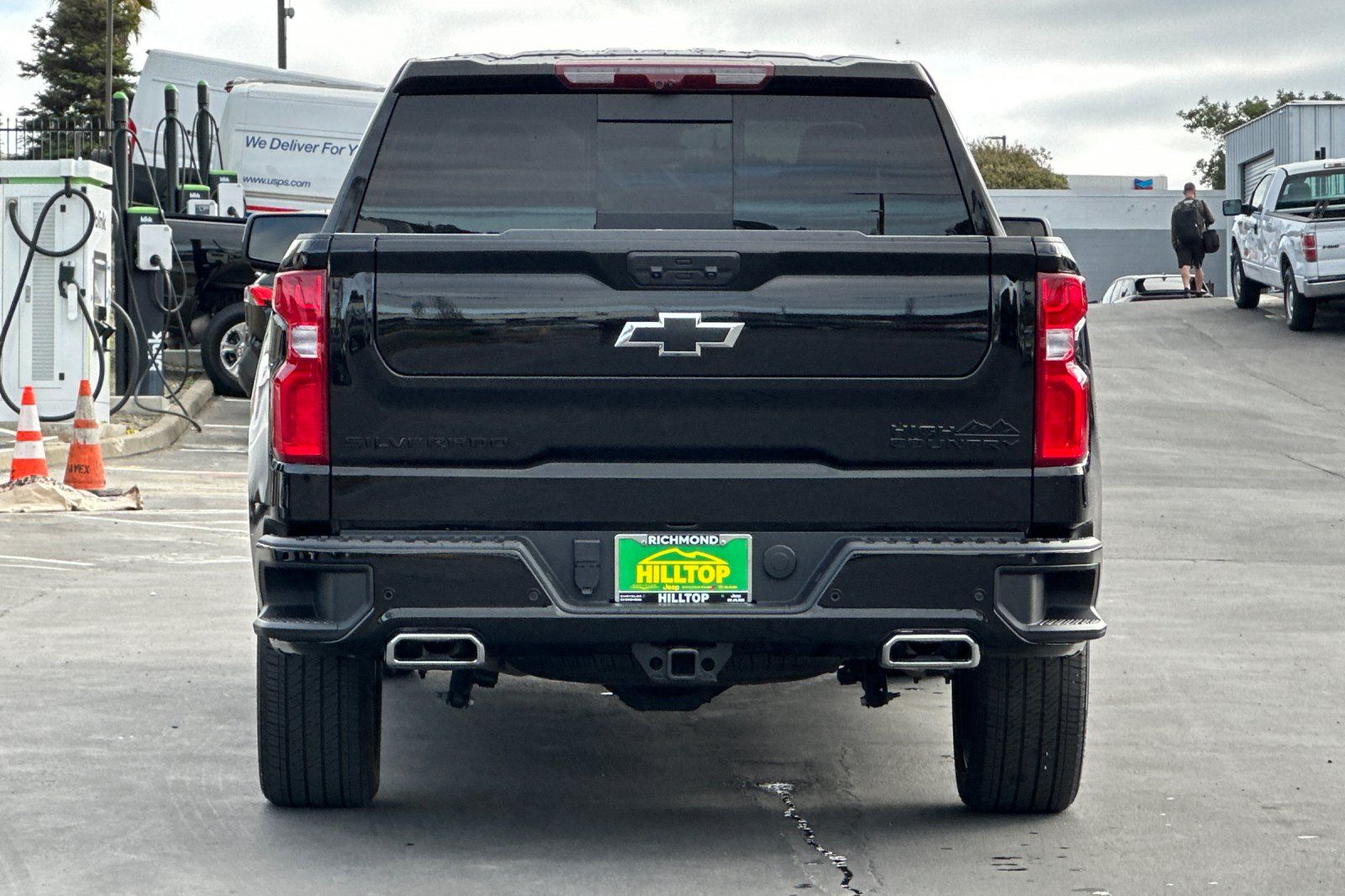 2024 Chevrolet Silverado 1500 High Country photo 5
