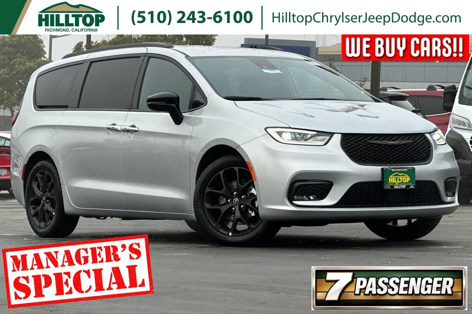2026 Chrysler Pacifica Select's photo