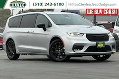 2026 Chrysler Pacifica SELECT Passenger Van