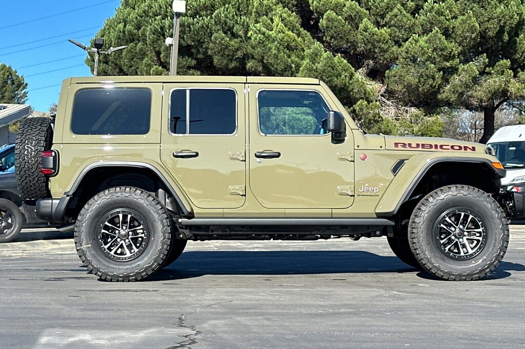 New 2026 Jeep Wrangler 4-DOOR RUBICON X Sport Utility