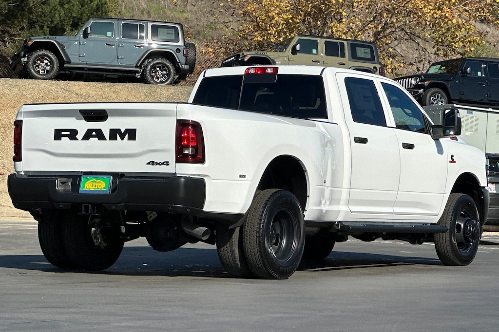 2026 Ram 3500 Tradesman photo 4