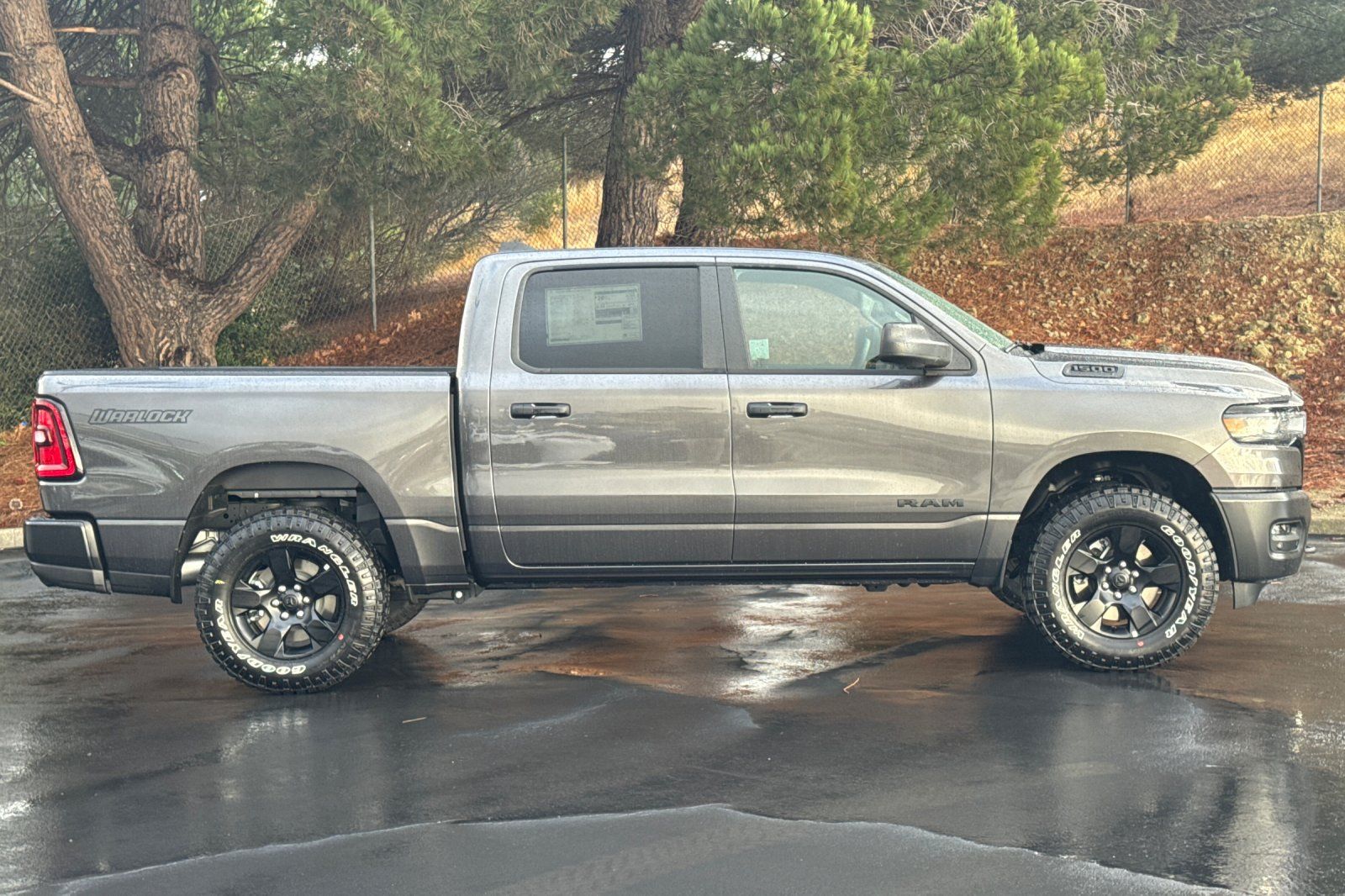 2026 Ram 1500 Warlock photo 3